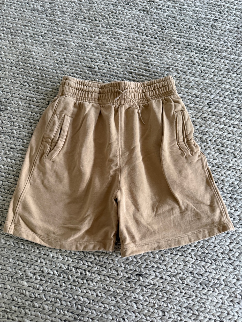Agolde Men's Drawstring Athletic Shorts in Beige